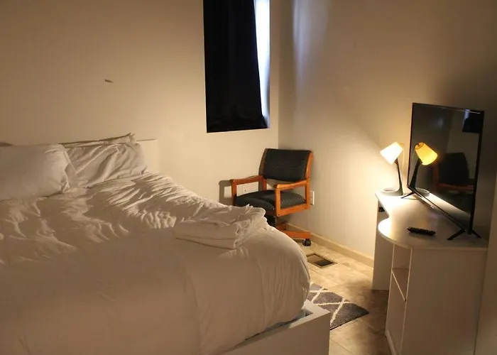 Entire And Free Laundry In Heart Of Oakland Appartement